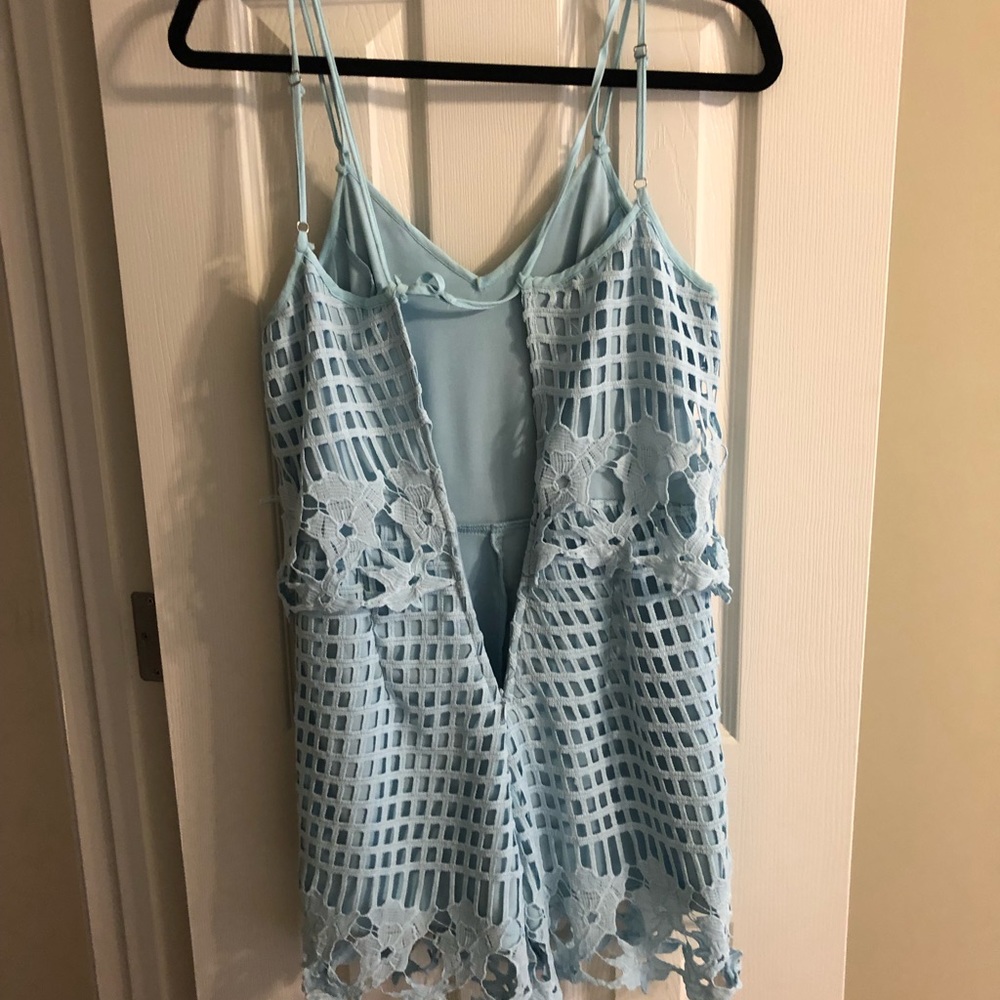 Lace romper - Picture 2 of 2